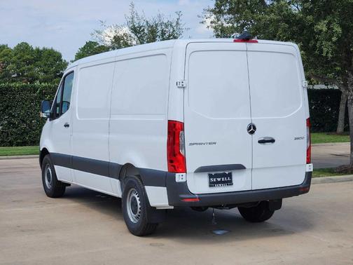 2025 Mercedes-Benz Sprinter 2500 