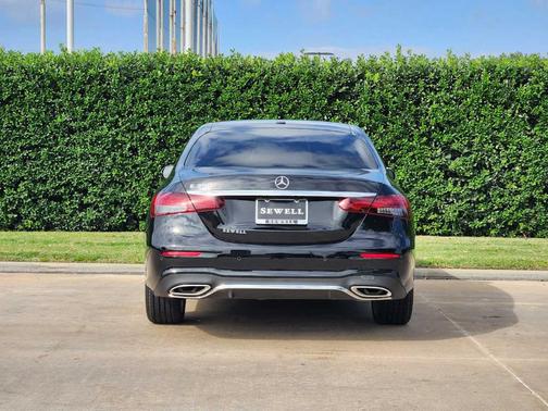 2022 Mercedes-Benz E-Class E 350
