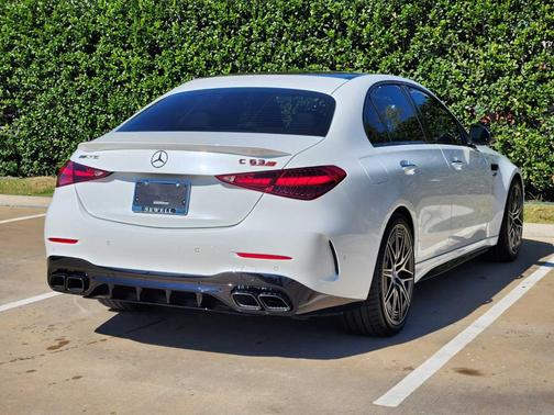 2025 Mercedes-Benz AMG C 63 S E Performance