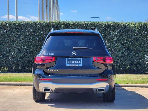 2026 Mercedes-Benz GLB 250 Base