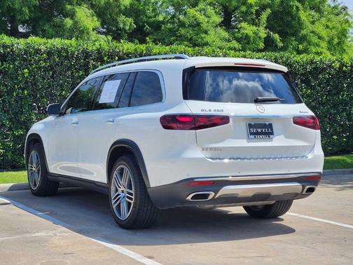 Polar White 2026 Mercedes-Benz GLS 450 4MATIC