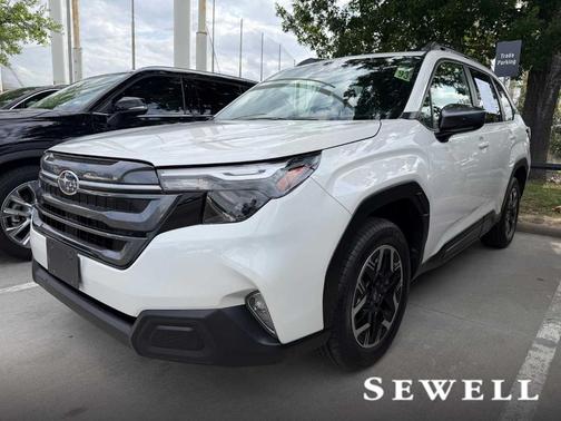 Crystal White Pearl 2025 Subaru Forester Premium