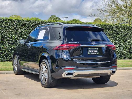 Black 2025 Mercedes-Benz GLE 450e 4MATIC