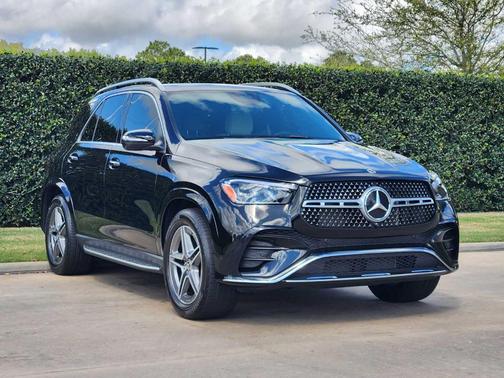 Black 2025 Mercedes-Benz GLE 450e 4MATIC