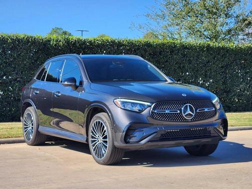 2025 Mercedes-Benz GLC 300 Base