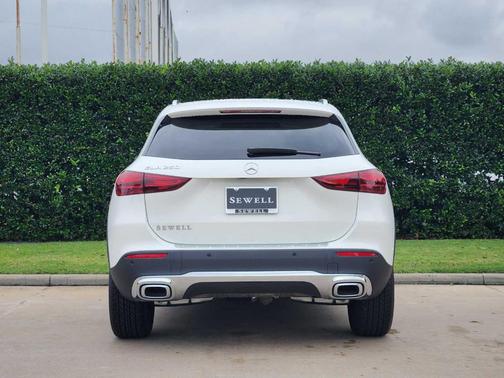 Polar White 2026 Mercedes-Benz GLA 250 Base