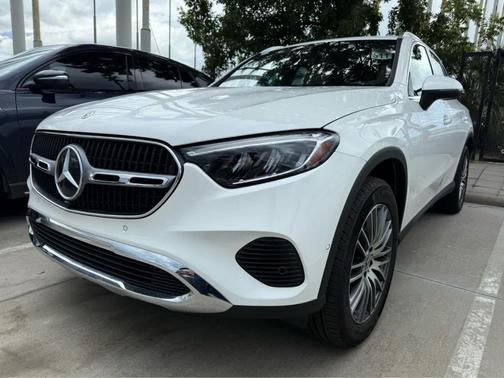 2025 Mercedes-Benz GLC 300 Base