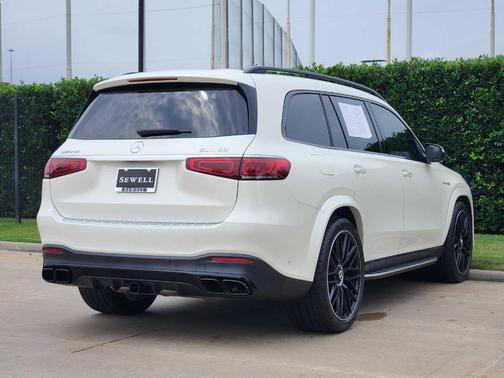 MANUFAKTUR Diamond White Metallic 2023 Mercedes-Benz AMG GLS 63 Base 4MATIC