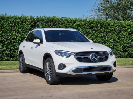 2025 Mercedes-Benz GLC 300 Base