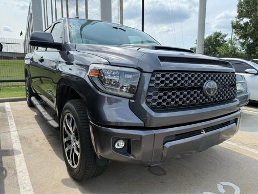 2018 Toyota Tundra SR5