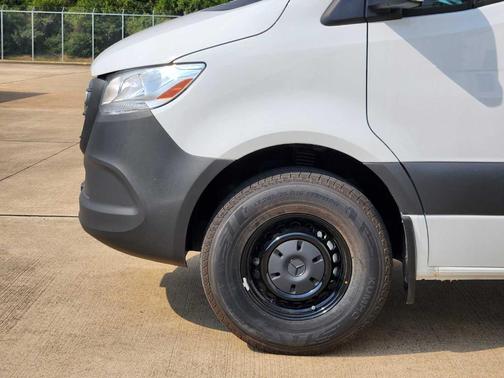 2025 Mercedes-Benz Sprinter 2500 