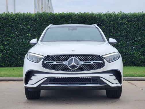 Polar White 2026 Mercedes-Benz GLC 300 Base