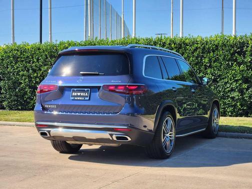 2025 Mercedes-Benz GLS 450 4MATIC