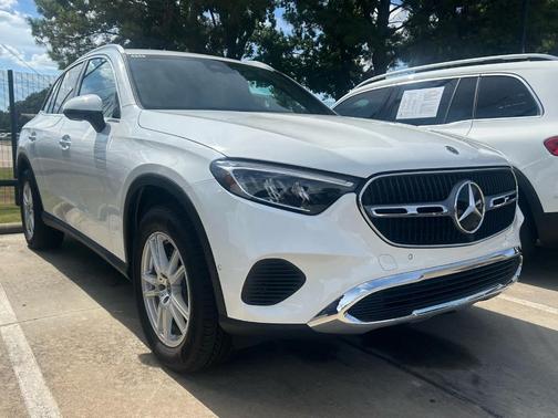 2025 Mercedes-Benz GLC 300 Base