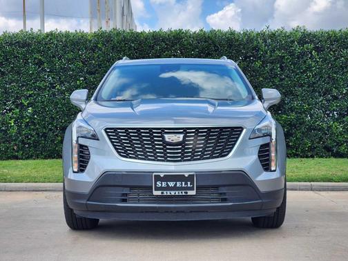 Silver Metallic 2023 Cadillac XT4 Luxury