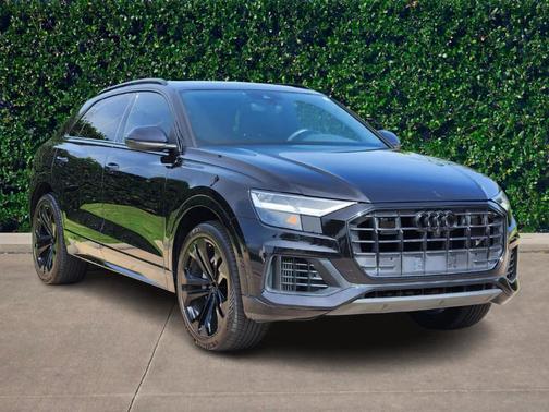 2020 Audi Q8 55 Premium Plus
