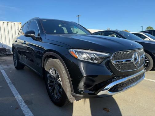 2025 Mercedes-Benz GLC 300 Base