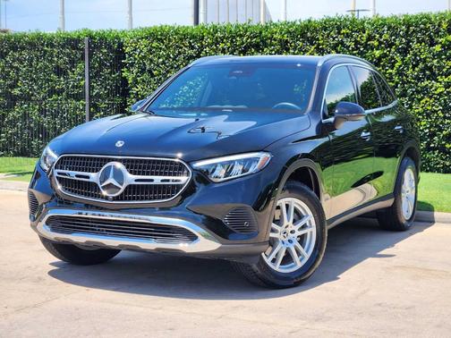 2025 Mercedes-Benz GLC 300 Base