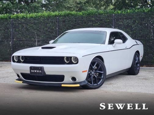 White Knuckle Clearcoat 2023 Dodge Challenger GT