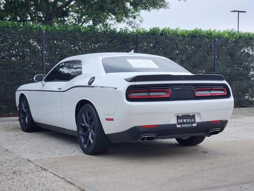 White Knuckle Clearcoat 2023 Dodge Challenger GT