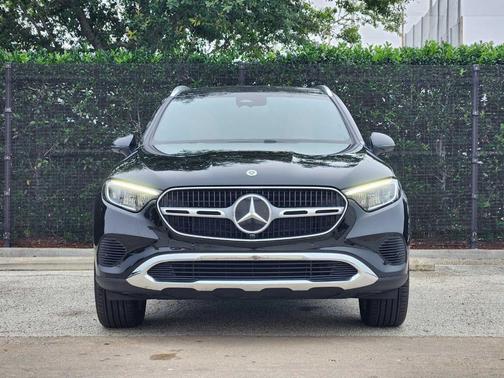 Black 2026 Mercedes-Benz GLC 300 Base