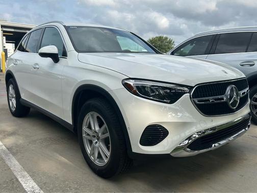 2025 Mercedes-Benz GLC 300 Base