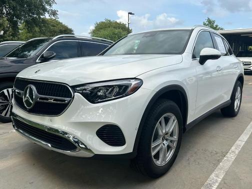 2025 Mercedes-Benz GLC 300 Base