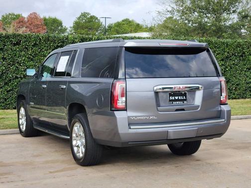 2020 GMC Yukon XL Denali