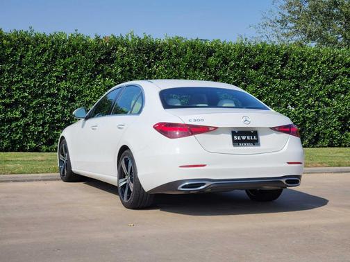 2022 Mercedes-Benz C-Class C 300