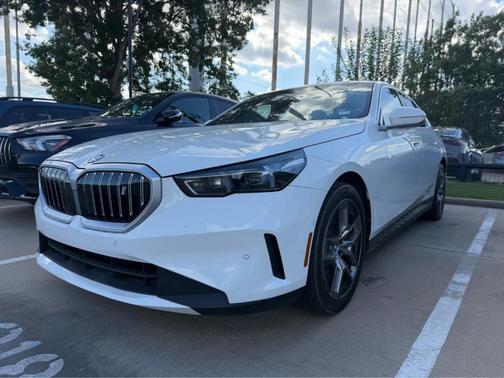 2024 BMW i5 eDrive40