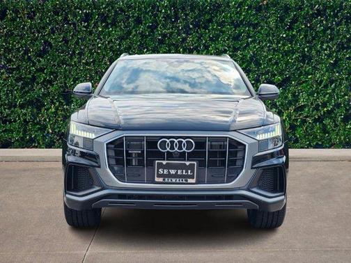 2023 Audi Q8 55 Premium Plus
