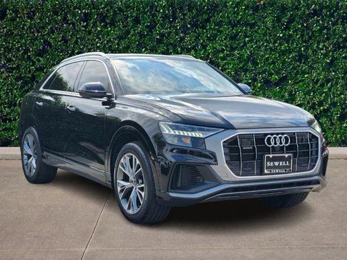 2023 Audi Q8 55 Premium Plus