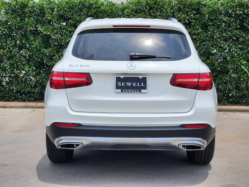 2018 Mercedes-Benz GLC 300 Base