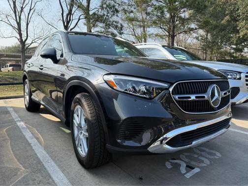 2026 Mercedes-Benz GLC 300 Base