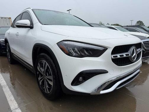 Polar White 2026 Mercedes-Benz GLA 250 Base