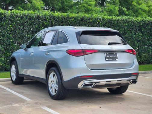 Cirrus Silver Metallic 2026 Mercedes-Benz GLC 300 Base