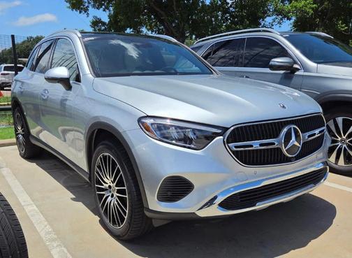 Cirrus Silver Metallic 2026 Mercedes-Benz GLC 300 Base