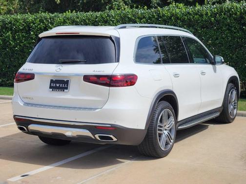 2025 Mercedes-Benz GLS 450 4MATIC