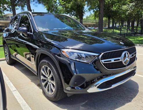 Black 2026 Mercedes-Benz GLC 300 Base