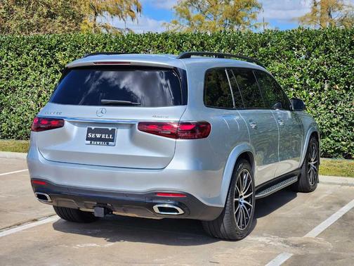 2025 Mercedes-Benz GLS 450 4MATIC