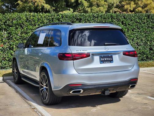 2025 Mercedes-Benz GLS 450 4MATIC