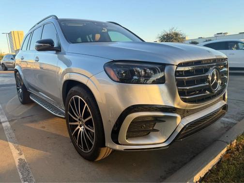 2025 Mercedes-Benz GLS 450 4MATIC