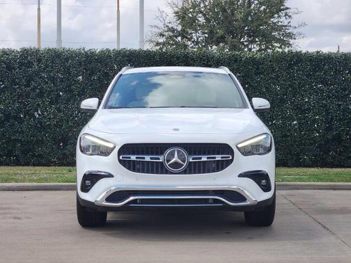 2026 Mercedes-Benz GLA 250 Base