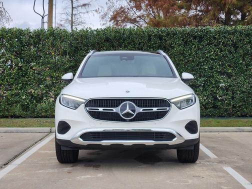 2026 Mercedes-Benz GLC 350e Base 4MATIC