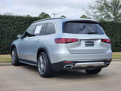 2025 Mercedes-Benz GLS 450 4MATIC