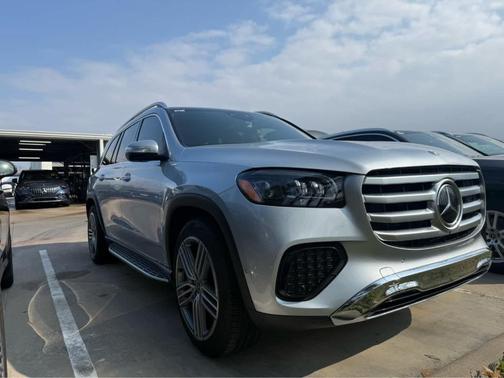 2025 Mercedes-Benz GLS 450 4MATIC