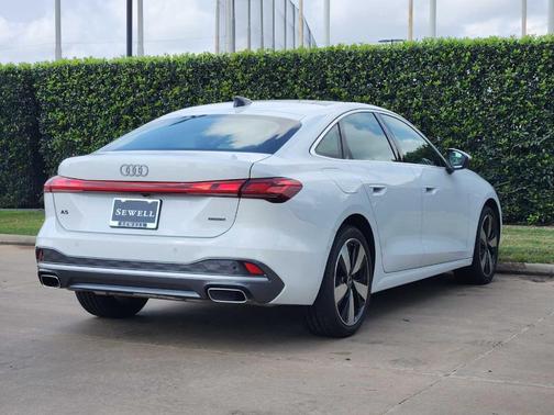 Glacier White Metallic 2025 Audi A5 2.0T quattro Premium