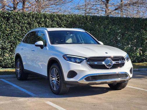 2026 Mercedes-Benz GLC 300 Base