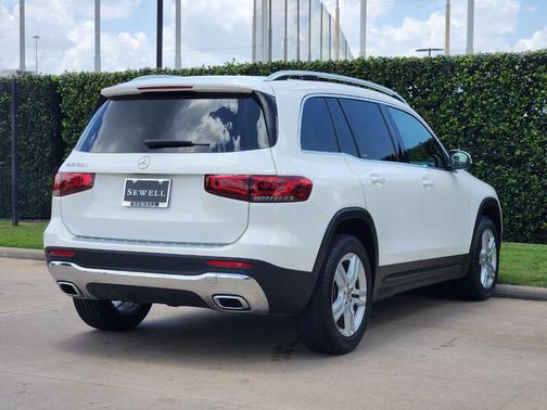 Polar White 2023 Mercedes-Benz GLB 250 Base