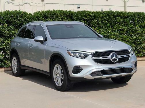 2025 Mercedes-Benz GLC 300 Base